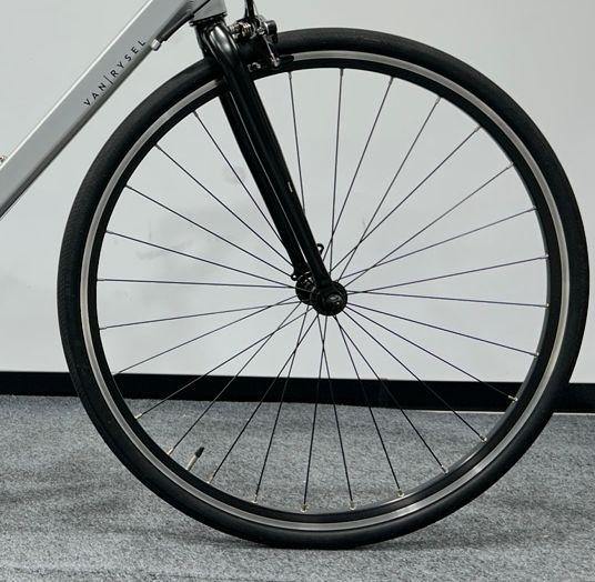 迪卡侬/DECATHLON 迪卡侬 RC100 车型图 · 轮组 · 银灰色