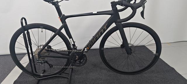 捷安特/GIANT 捷安特 PCR Ltd 2 24款 车型图 · 整车