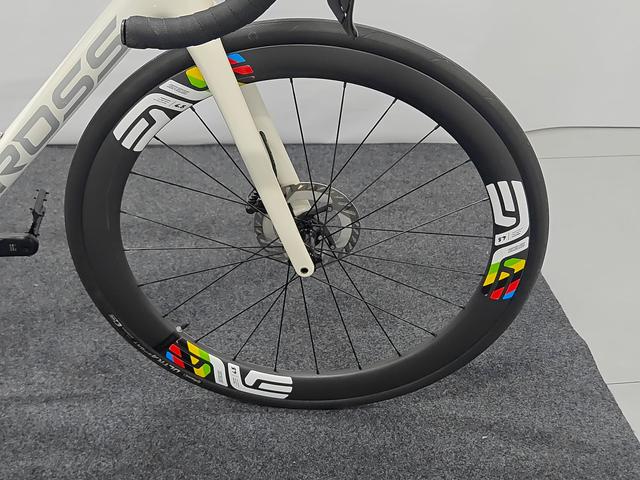 BROSS BROSS Zenith V-ONE 车型图 · 轮组